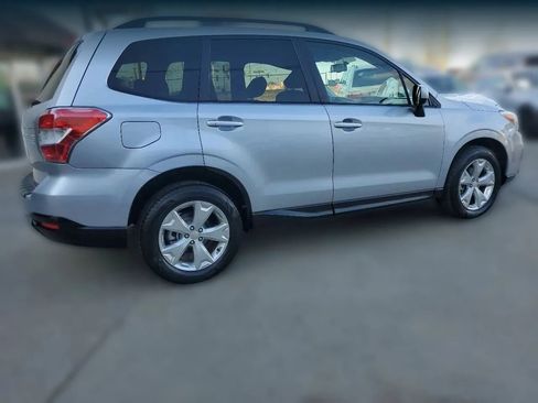 Used 2014 Subaru Forester 2.5i Premium image 11