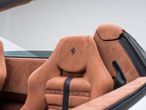 Used 2020 Ferrari 488 Pista Spider image 30