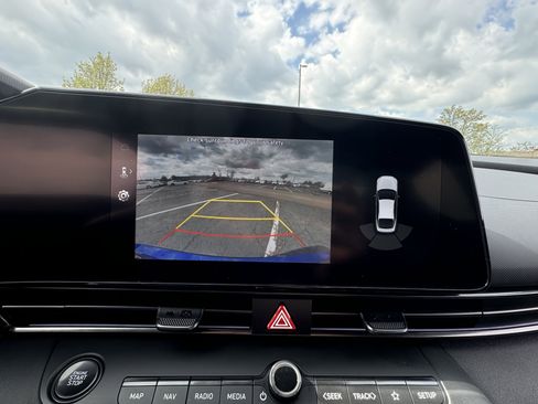 Used 2022 Hyundai Elantra N image 19