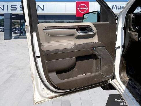 Used 2024 GMC Sierra 1500 SLE RWD image 19
