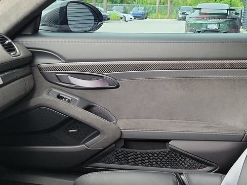 Certified 2024 Porsche 718 Cayman GT4 RS RWD image 20