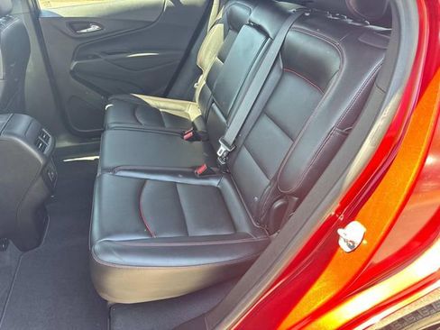 Used 2022 Chevrolet Equinox RS w/ RS Leather Package FWD image 17