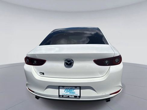 Used 2022 MAZDA MAZDA3 s FWD image 5