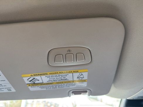 Certified 2019 Ford Ranger Lariat w/ Equipment Group 501A Mid image 28