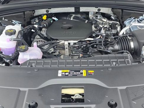 New 2026 Jeep Grand Cherokee Limited AWD/4WD image 10