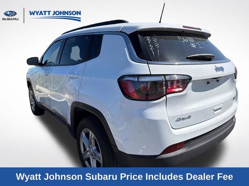 Used 2024 Jeep Compass Latitude AWD/4WD image 3