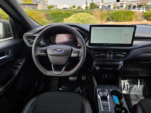 Used 2024 Ford Escape ST-Line w/ Tech Pack #1 image 21