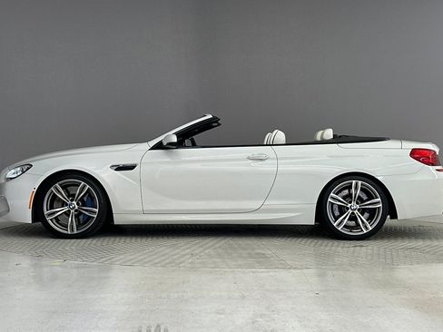 Used 2013 BMW M6 Convertible RWD image 2