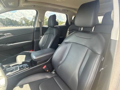 Used 2023 Kia Sportage SX FWD image 14