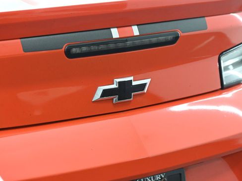 Used 2018 Chevrolet Camaro SS w/ Hot Wheels Edition RWD image 14