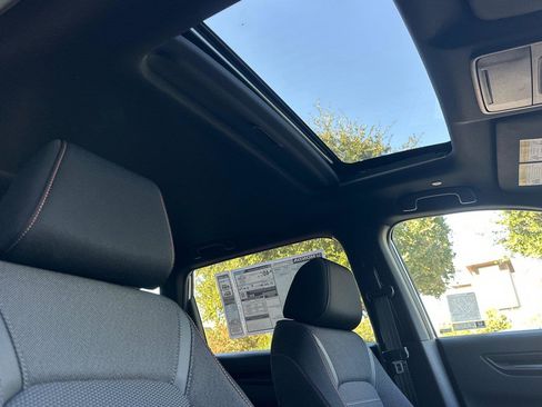 Used 2026 Honda CR-V Sport image 15