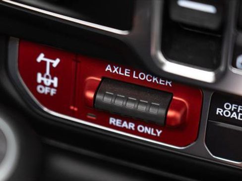 Used 2024 Jeep Wrangler Unlimited Sport image 14