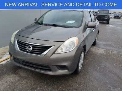 Used 2014 Nissan Versa SV