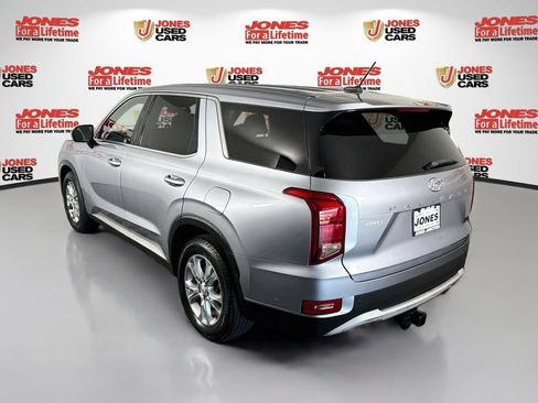 Used 2020 Hyundai Palisade SE AWD/4WD image 2