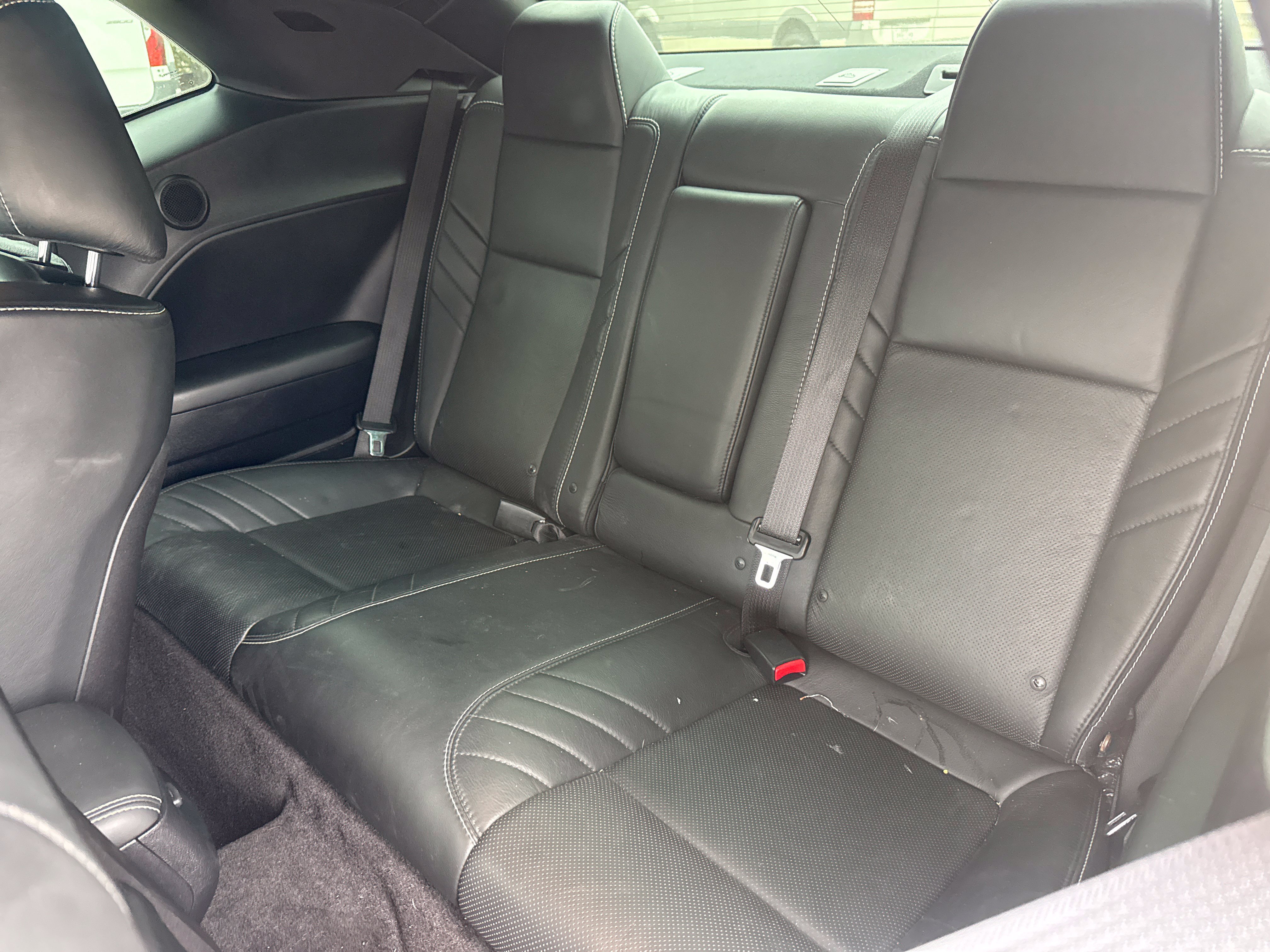 Used 2016 Dodge Challenger SRT Hellcat RWD image 10