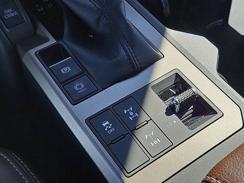 Used 2025 Toyota Land Cruiser image 24