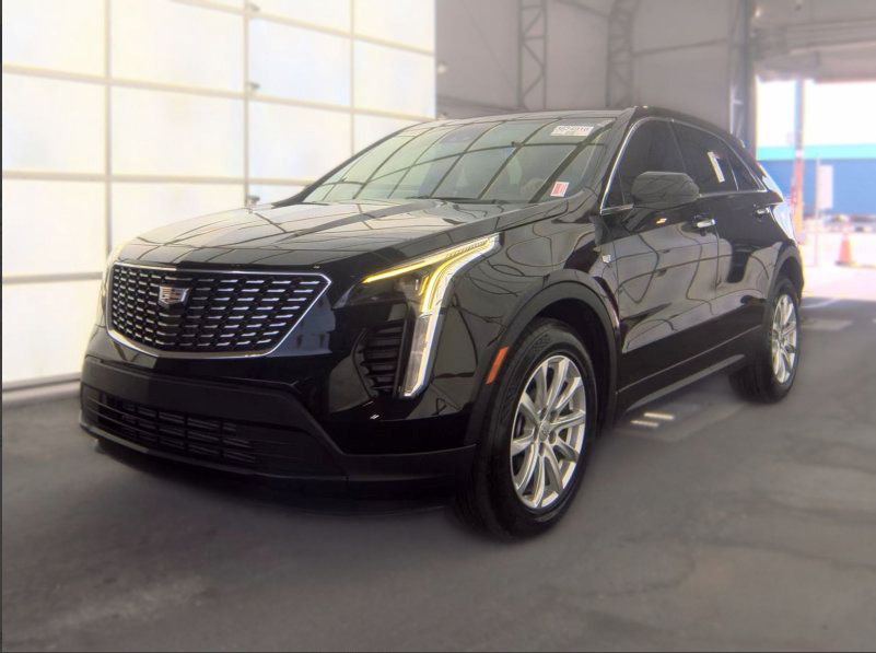 Used 2023 Cadillac XT4 Luxury FWD image 4