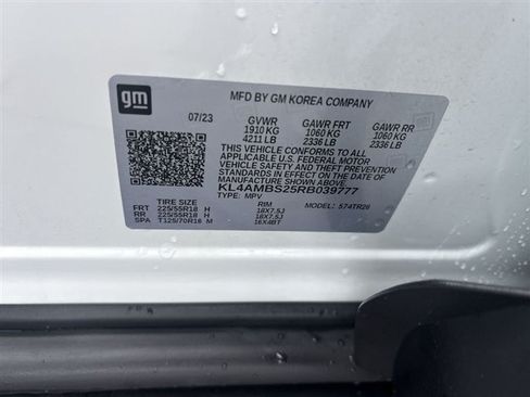 Certified 2024 Buick Encore GX Preferred w/ Comfort Package FWD image 32