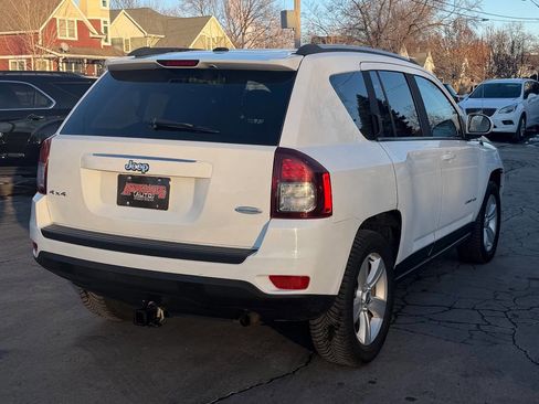 Used 2016 Jeep Compass Latitude image 18