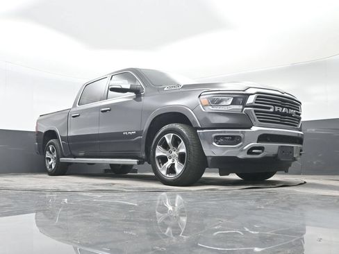Used 2019 RAM 1500 Laramie AWD/4WD image 35