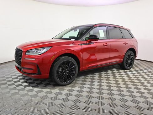 New 2026 Lincoln Corsair Premiere image 2