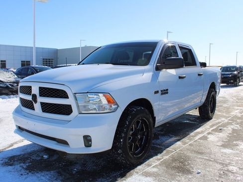 Used 2014 RAM 1500 Express image 3