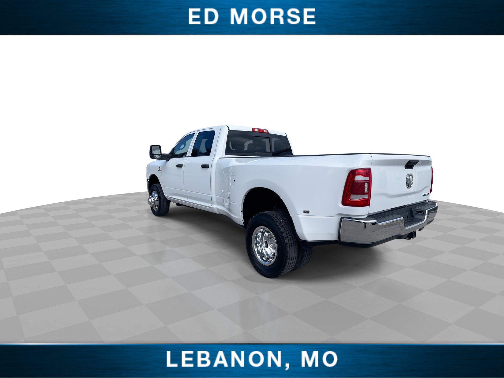 Used 2024 RAM 3500 Tradesman w/ Chrome Appearance Group AWD/4WD image 6