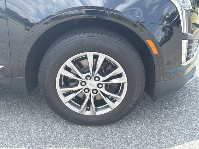 Used 2021 Cadillac XT5 Premium Luxury FWD image 12