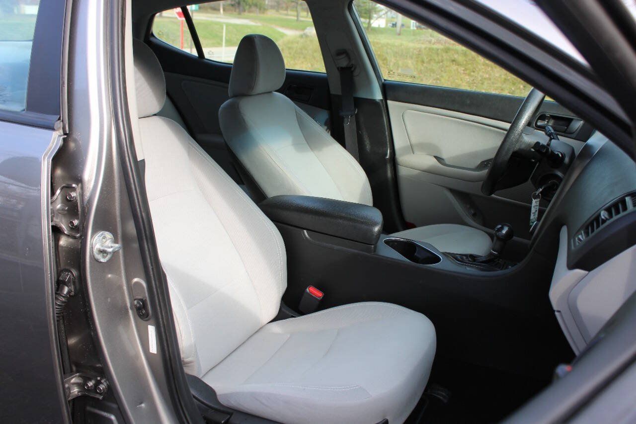 Used 2015 Kia Optima LX FWD image 37