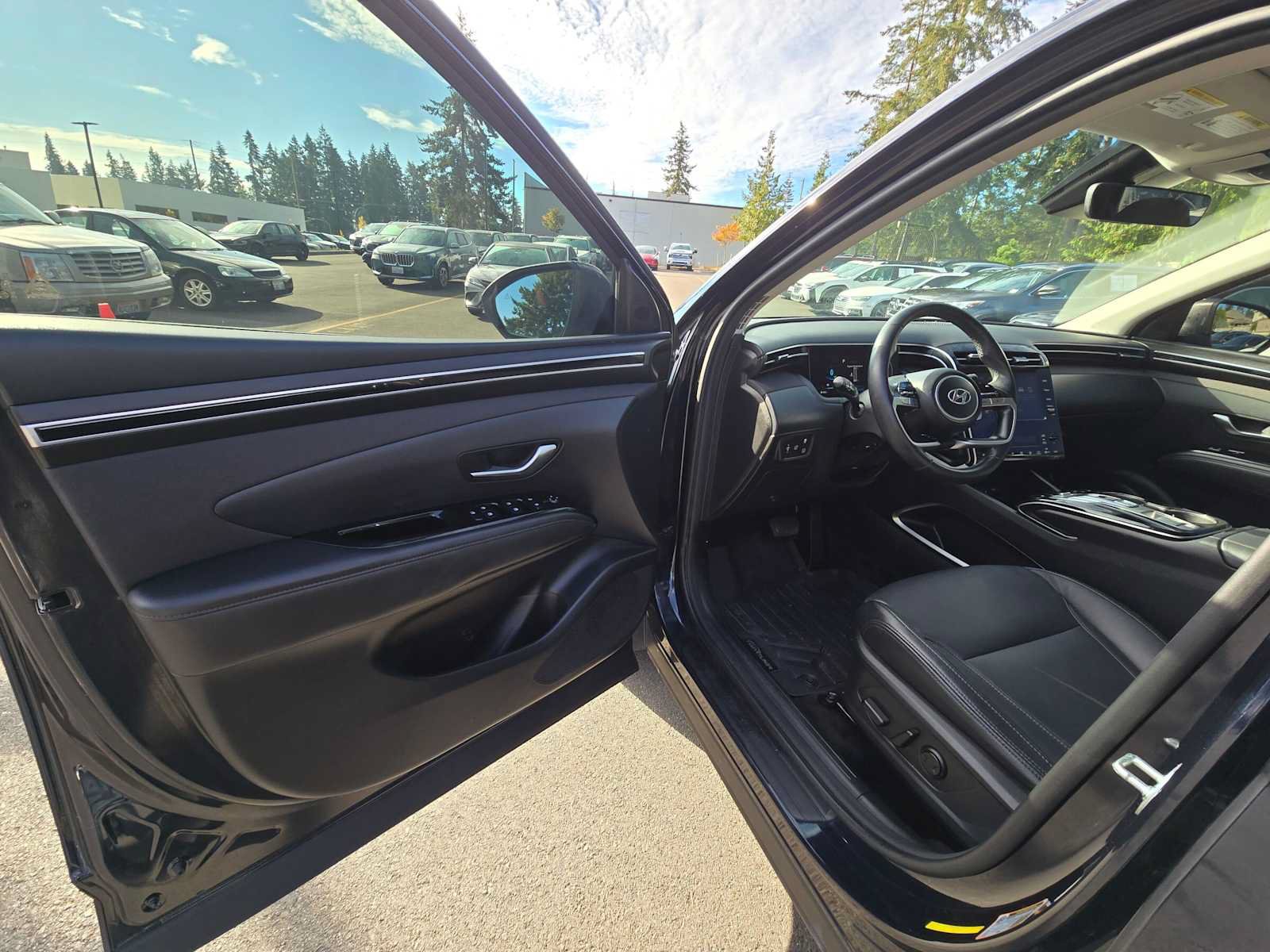 Used 2022 Hyundai Tucson SEL w/ Cargo Package AWD/4WD image 20