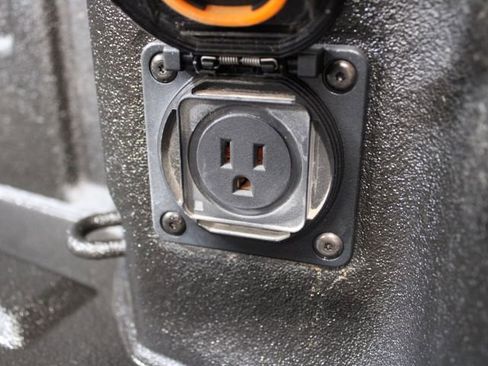 Certified 2024 Chevrolet Silverado 2500 Custom w/ Custom Convenience Package image 17