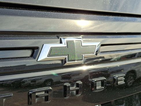 Used 2024 Chevrolet Tahoe RST w/ Luxury Package image 24