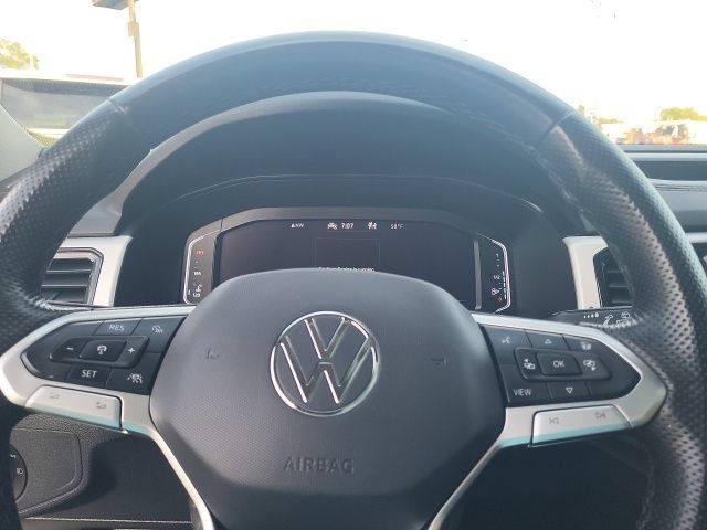 Used 2023 Volkswagen Atlas SEL Premium R-Line AWD/4WD image 15