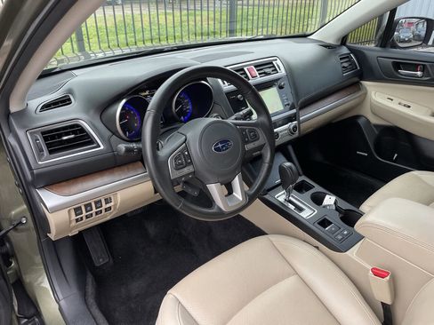 Used 2015 Subaru Outback 2.5i Limited AWD/4WD image 10