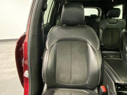 Used 2021 Jeep Grand Cherokee L Laredo image 25