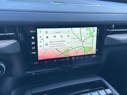 New 2026 Lincoln Navigator Reserve w/ Jet Appearance Package AWD/4WD image 29