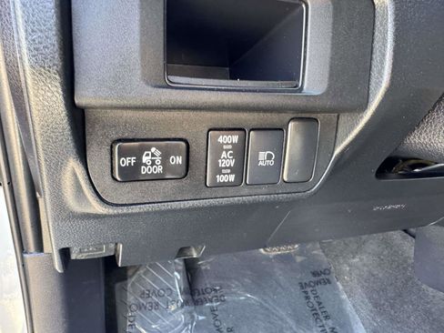 Used 2019 Toyota Tacoma TRD Pro AWD/4WD image 30