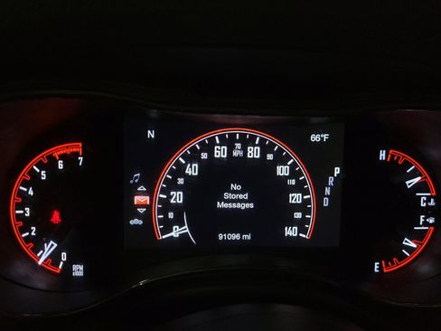 Used 2018 Dodge Durango R/T w/ Blacktop Package AWD/4WD image 23