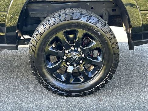 Used 2023 RAM 2500 Limited AWD/4WD image 11