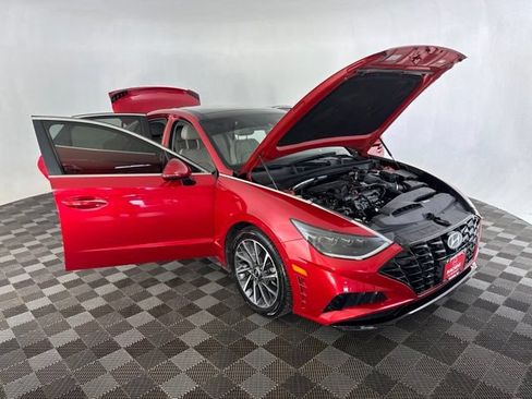 Used 2020 Hyundai Sonata Limited FWD image 12