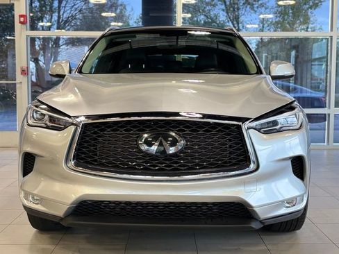 Used 2020 INFINITI QX50 Luxe AWD/4WD image 2