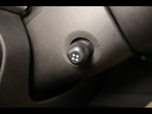 Used 2022 Jeep Wagoneer Series III w/ Premium Group I image 27