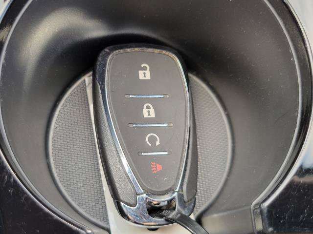 Used 2025 Chevrolet Trax LT FWD image 22