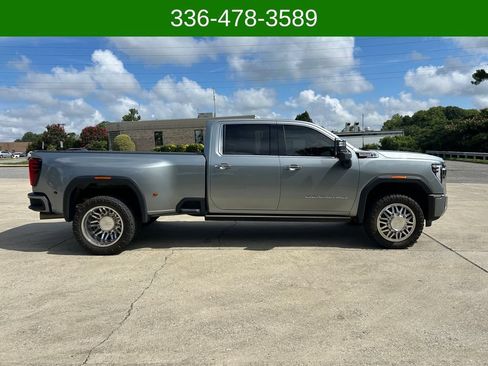 Used 2024 GMC Sierra 3500 Denali w/ Denali Reserve Package AWD/4WD image 6