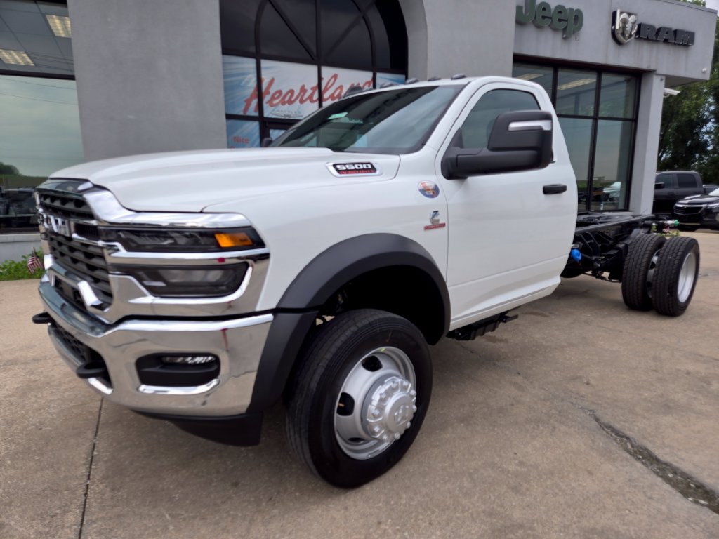 New 2026 RAM 5500 Tradesman w/ Chrome Appearance Group AWD/4WD image 2