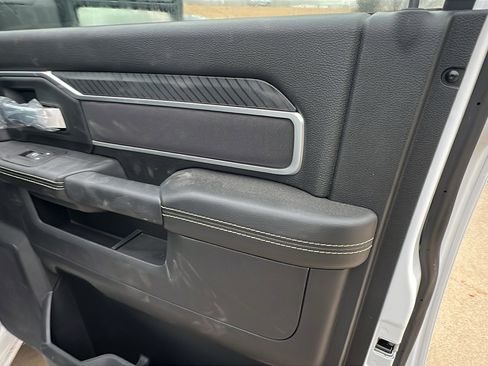 Used 2025 RAM 2500 Big Horn image 18