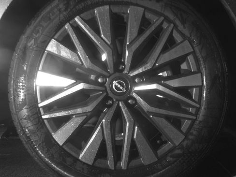 Used 2026 Nissan Altima 2.5 SV FWD image 12