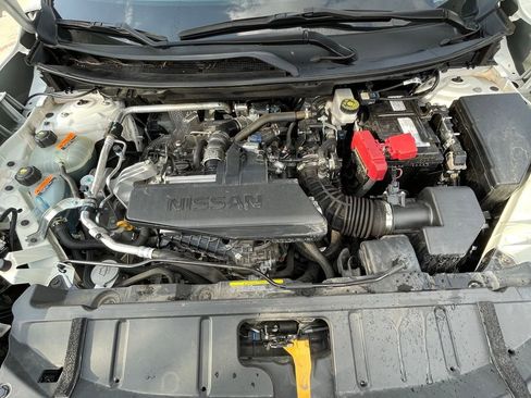 Used 2024 Nissan Rogue S FWD image 26