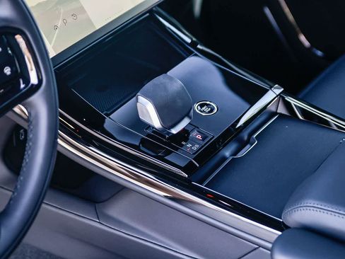 New 2026 Land Rover Range Rover Sport Dynamic SE image 20