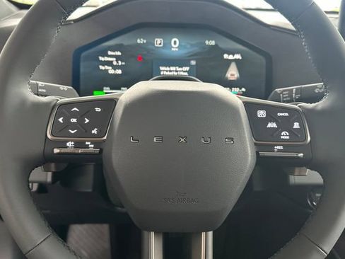 New 2026 Lexus ES 350e FWD image 20